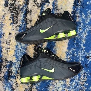 Kids Nike Shox R4